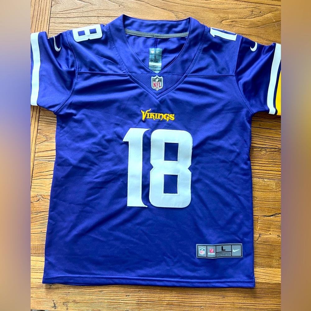 Youth L Justin Jefferson jersey. Like new worn once.